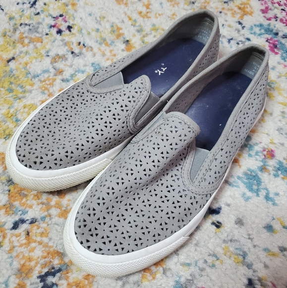 Lasercut Sperry slip ons - Picture 6 of 9